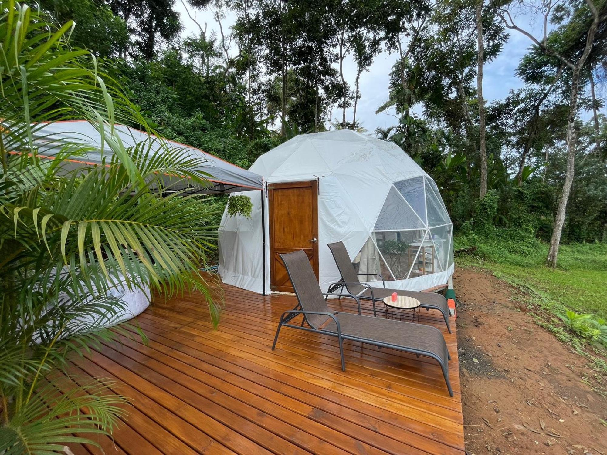 La Comarca River Glamping Dome Near Manuel Antonio Exteriér fotografie
