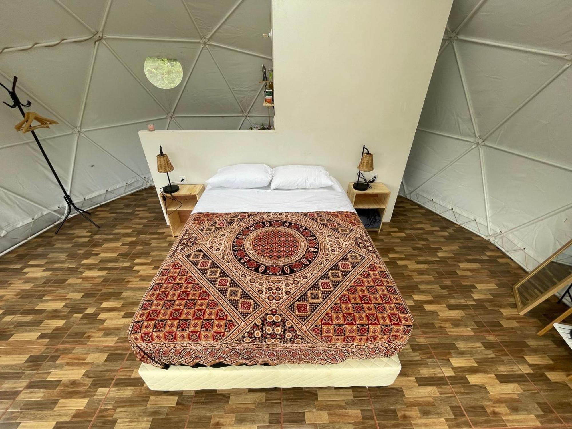 La Comarca River Glamping Dome Near Manuel Antonio Exteriér fotografie