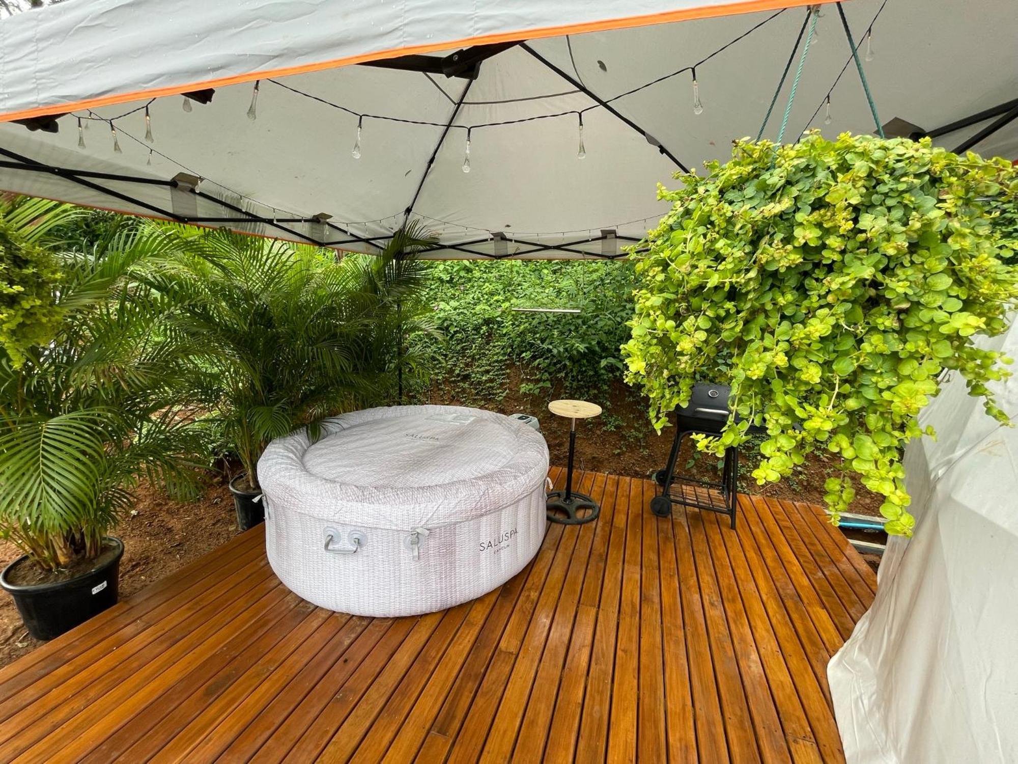 La Comarca River Glamping Dome Near Manuel Antonio Exteriér fotografie