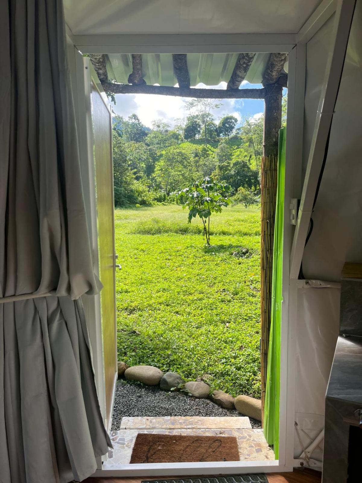 La Comarca River Glamping Dome Near Manuel Antonio Pokoj fotografie