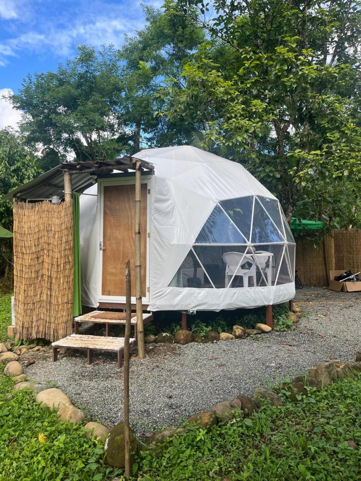 La Comarca River Glamping Dome Near Manuel Antonio Exteriér fotografie