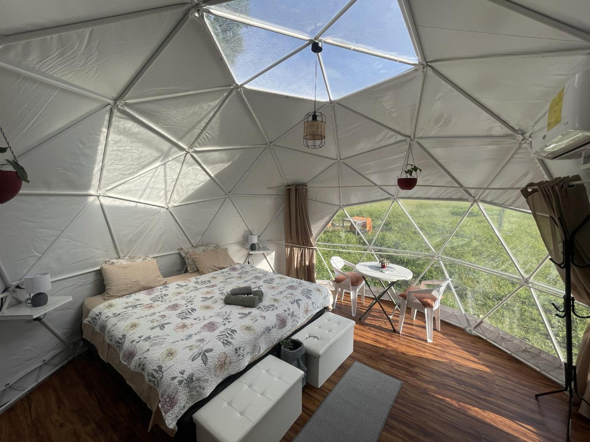 La Comarca River Glamping Dome Near Manuel Antonio Exteriér fotografie